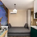 Tiny In Center Of Apartamento